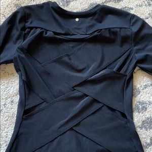 Fabletics Tops - Mesh back Fabletics Longsleeve Fabletics Tops - Mesh back Fabletics Longsleeve